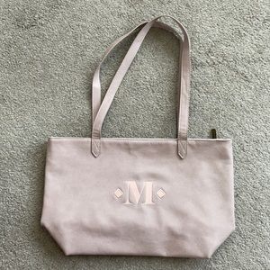 Nice Thirty One purse.